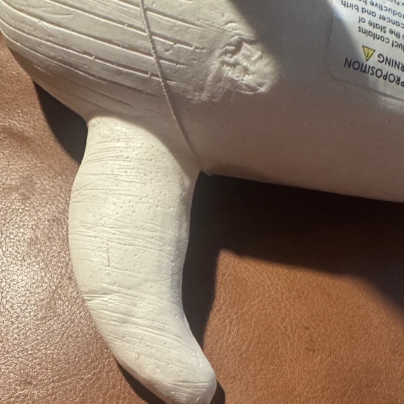 White Whale Sculpture - Picture 6 of 10